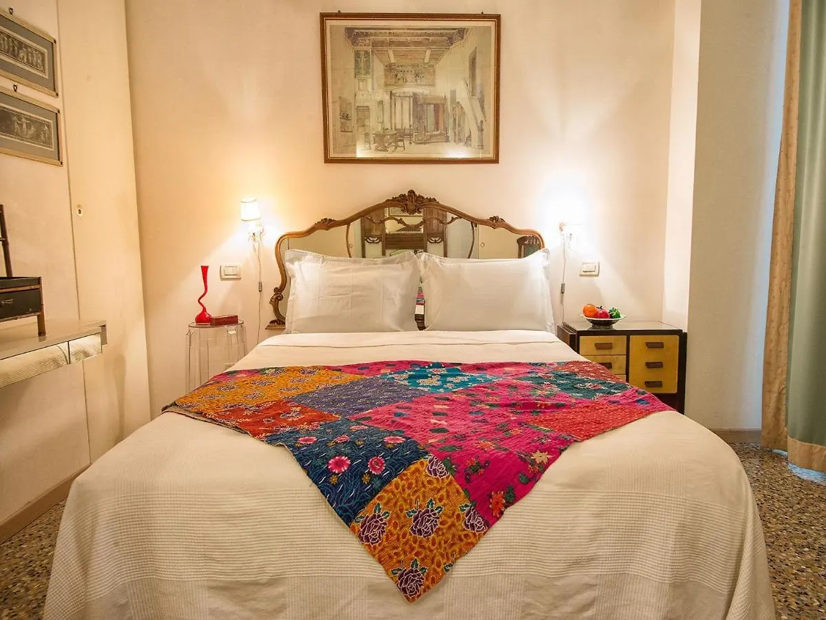 Grimaldi Apartments Hermitage Canal Grande View البندقية 0*,